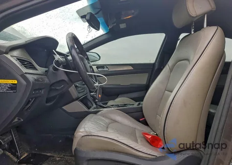 2015 Hyundai Sonata Sport z USA, uszkodzony, nr VIN 5NPE34AB6FH104993